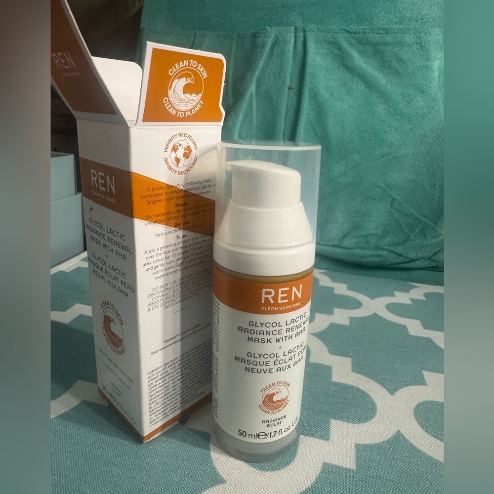 REN Glycol Lactic Radiance Renewal Mask | AHA Exfoliating Glow Mask | Sealed New
